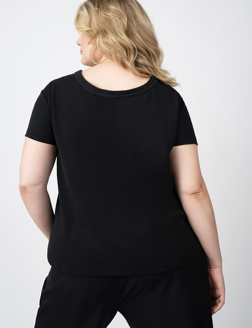 see-rose-go-plus-size-_coolest-black-reversible-cre-neck-t-shirt.jpg
