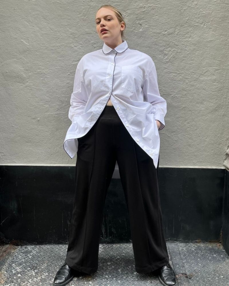 see-rose-go-plus-size-white-tunic-shirt-black-wide-leg-pants.jpg