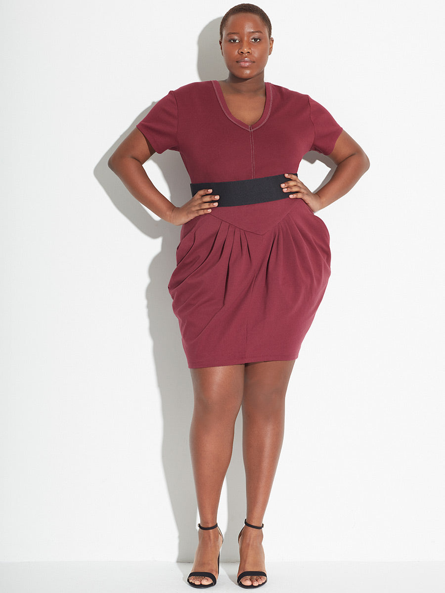 Plus Size Pleated Skirt in Burgundy, Fashionable Plus Size