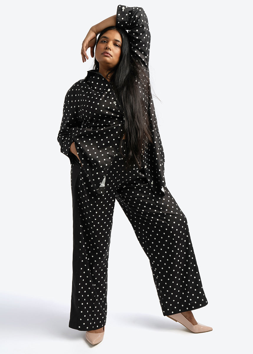 see-rose-go-plus-size-polka-dots-soft-suiting-tunic-shirt-wide-leg-pants-outfit_354364bc-a6d9-46b9-9f38-1078a335d090.jpg