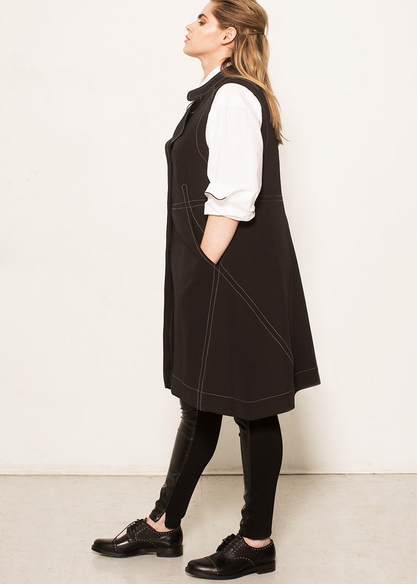 black-plust-size-layering-vest-with-pockets.jpg